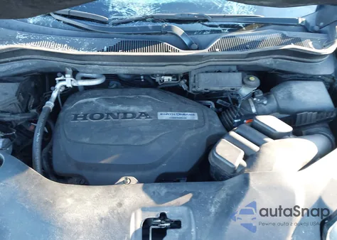 2016 Honda Pilot Touring z USA, uszkodzony, nr VIN 5FNYF6H97GB074356